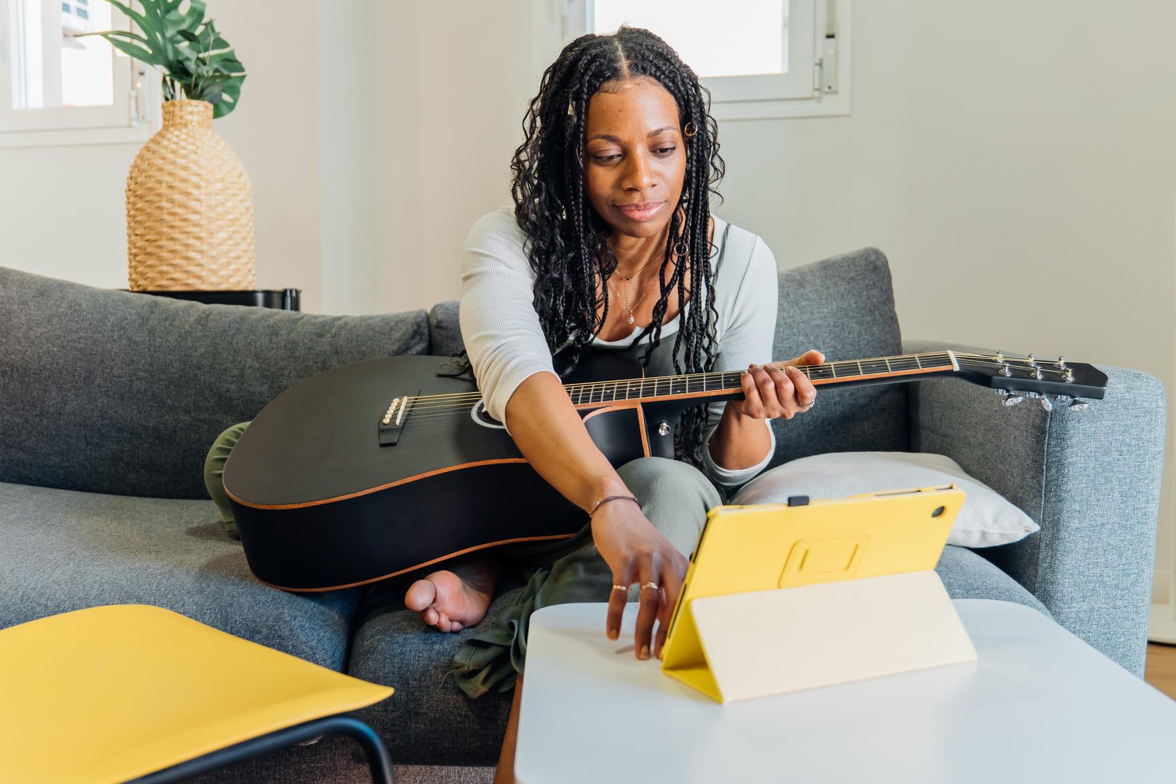 StrumMiopic: ปรับแต่งการเรียนรู้กีตาร์ของคุณให้สมบูรณ์แบบ